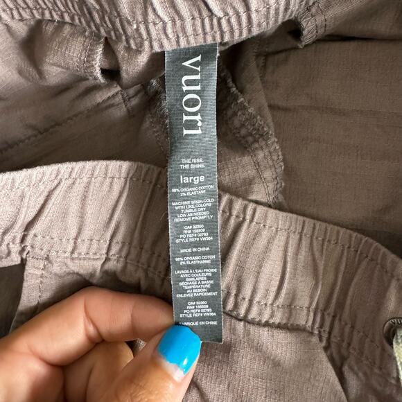 Vuori Ripstop Stoneware Shorts Size Large Mauve Brown The Rise The Shine VW364 - Picture 8 of 8